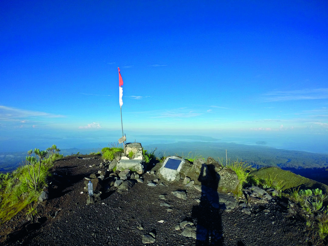 fakta alam indonesia 7 Fakta Kemegahan Gunung Tambora Nusa Tenggara Barat 