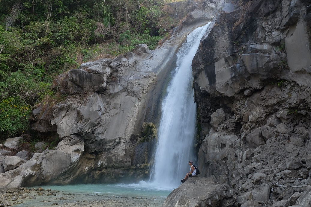 Megahnya Air Terjun Mangku Sakti Di Bawah Kaki Rinjani