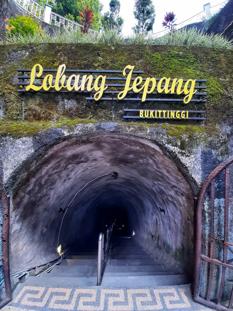 Ngarai Sianok Bukittinggi The Accidently Journey