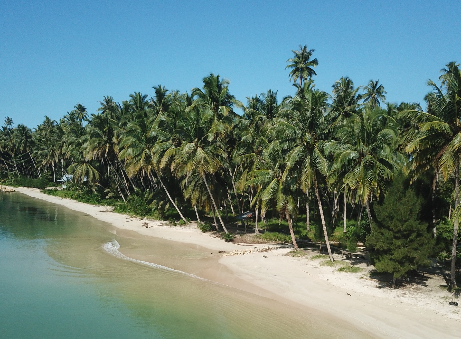 Pantai Baloho Pantai Serupa Danau Yang Indah Di Nias