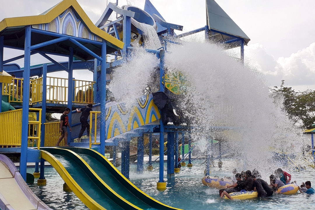 Labersa Waterpark Wahana Air Terbesar Di Sumatra Pesona