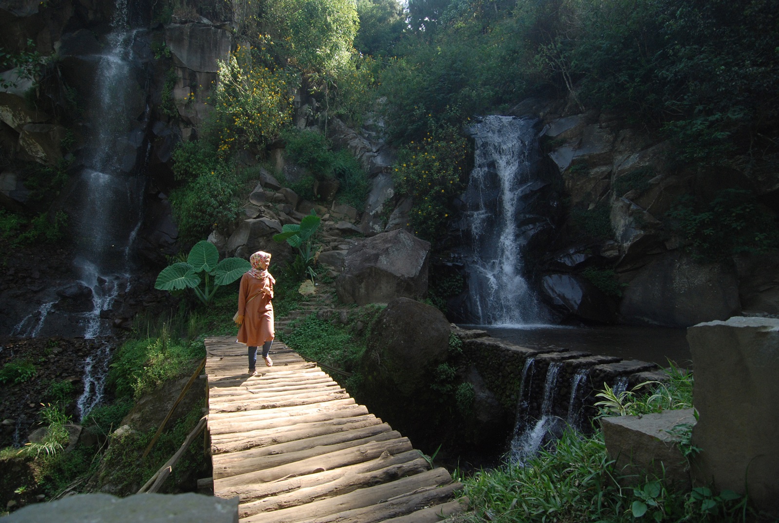 Coban Putri Air Terjun Instagramable Pemandian Rahasia Ken