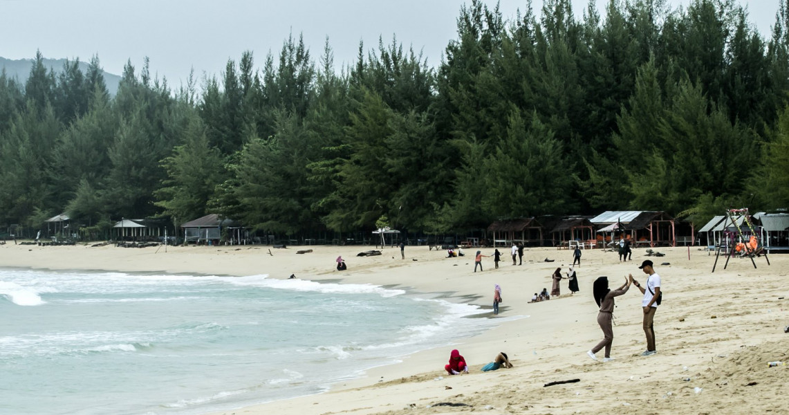 Bangkit Dari Trauma Tsunami Pantai Lampuuk Kian Memesona