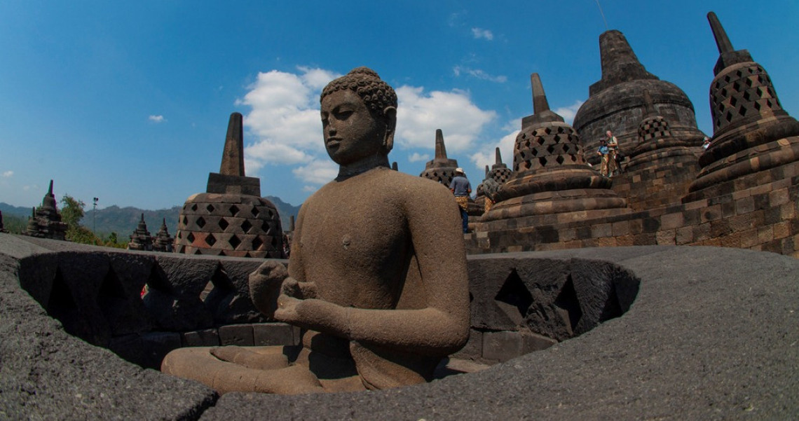 Candi Borobudur Mahakarya Arsitektur Mataram Kuno Pesona