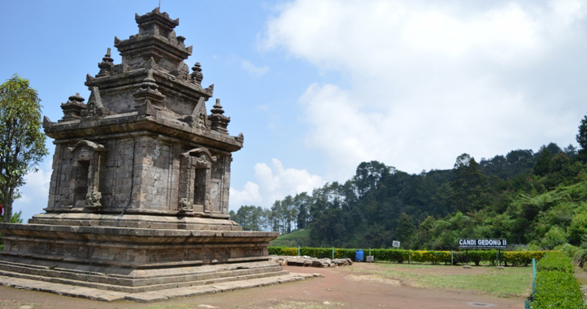 Kompleks Candi Gedong Songo Wisata Penuh Sejarah Dan Misteri Kompleks Candi Gedong Songo Wisata Penuh Sejarah Dan Misteri