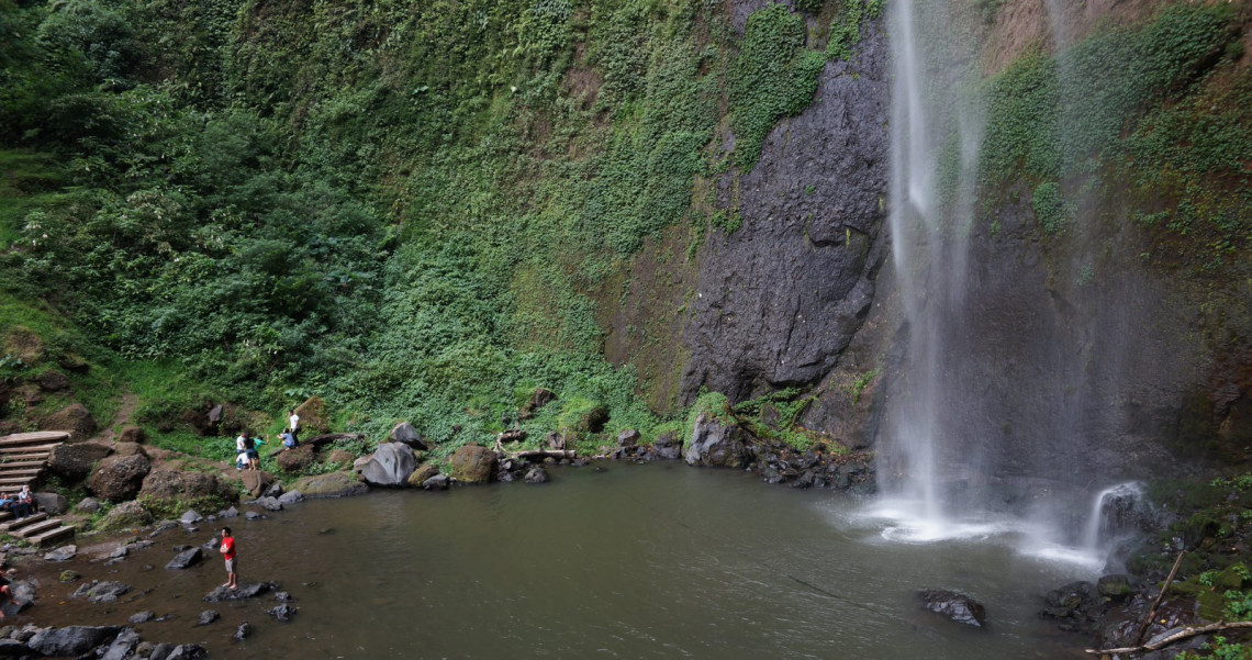 Liburan Berkesan Ke Air Terjun Di Bandung Pesona Indonesia