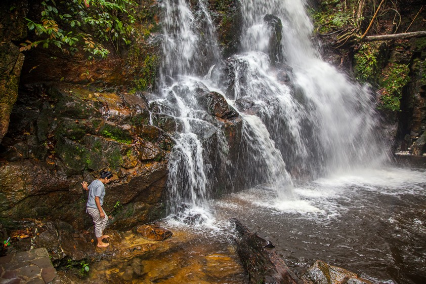 910 Koleksi Kisah Hantu Air Terjun Terbaru