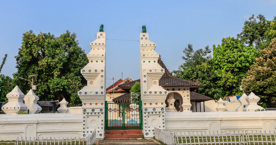 Seharian Jalan Jalan Di Cirebon Wajib Kunjungi Tempat Ini