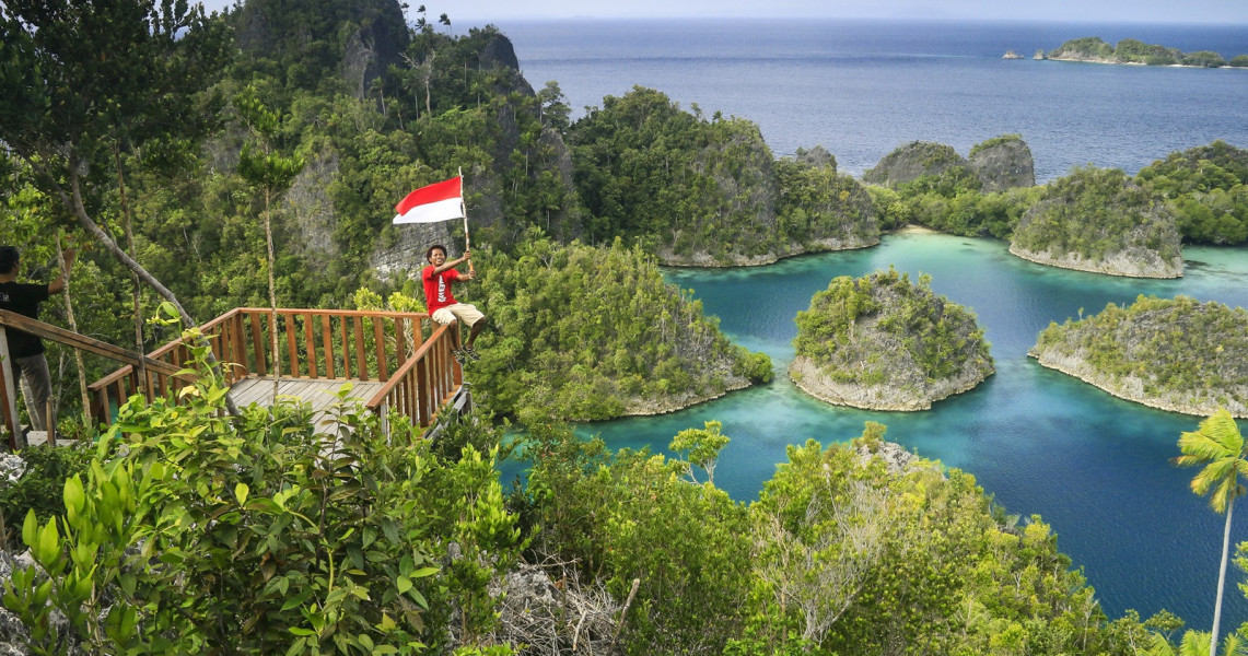 Spot Instagramable Di Raja Ampat Dengan Keindahan Luar Biasa