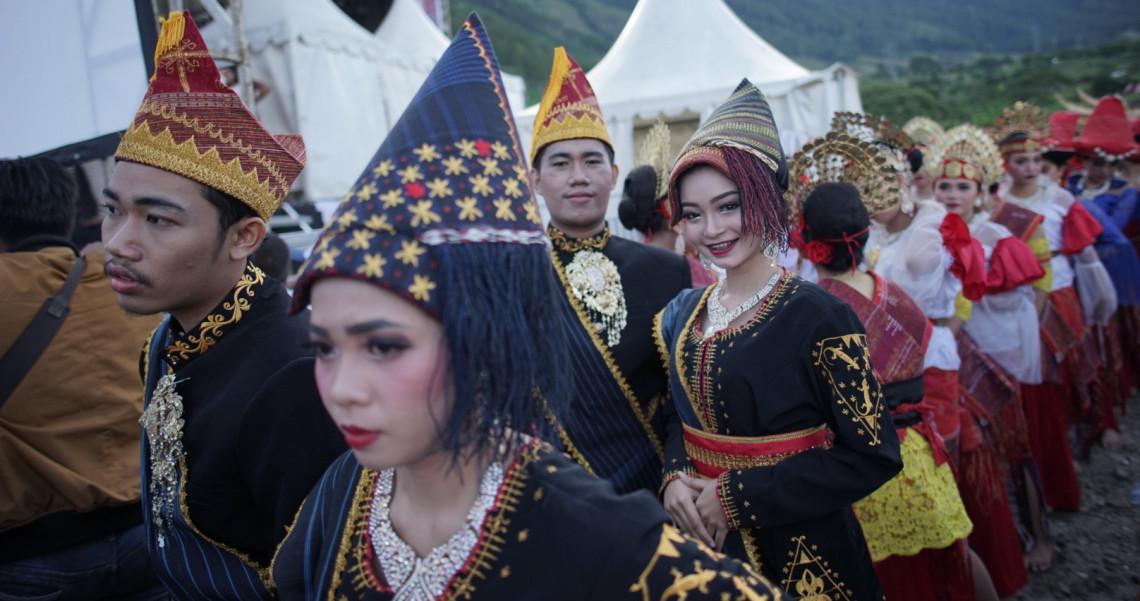 Uniknya Pakaian Adat Khas Suku Batak Karo Pesona Indonesia